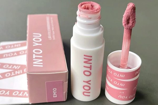 ![How to choose a makeup packaging design agency](https://jinlinpackaging.com/wp-content/uploads/2024/09/How-to-Choose-a-Makeup-Packaging-Design-Agency.jpg "Choosing packaging design agency")