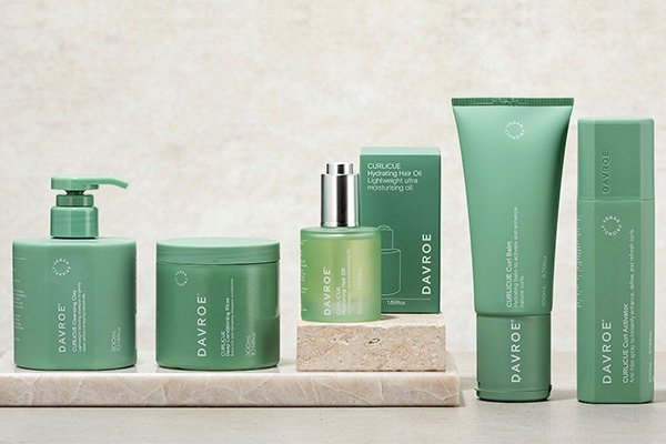 ![Bold and creative cosmetic packaging designs, eye-catching and unique](https://jinlinpackaging.com/wp-content/uploads/2024/11/Bold-and-Creative-Designs-to-Stand-Out.jpg "Creative packaging design")