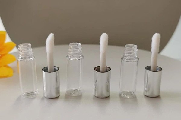 ![Environmental impact comparison, Aluminum vs Plastic sustainability](https://jinlinpackaging.com/wp-content/uploads/2024/11/Environmental-Impact-Comparing-Aluminum-and-Plastic-Sustainability.jpg "Environmental Impact, Aluminum Plastic")