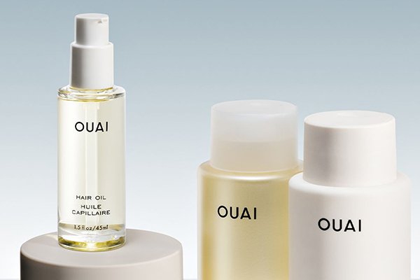 ![Costs impacting cosmetic product packaging decisions](https://jinlinpackaging.com/wp-content/uploads/2024/11/How-Do-Costs-Impact-Your-Cosmetic-Product-Packaging-Decisions.jpg "Cosmetic packaging costs")