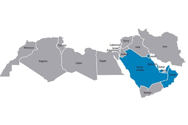 ![Middle Eastern markets in cosmetics packaging](https://jinlinpackaging.com/wp-content/uploads/2024/11/How-Do-Middle-Eastern-Markets-Play-a-Role-in-Packaging-of-Cosmetics.jpg "Middle Eastern cosmetic packaging")