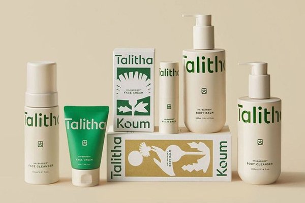 ![High-end appeal in luxury packaging](https://jinlinpackaging.com/wp-content/uploads/2024/11/How-Does-High-End-Appeal-Define-Luxury-Cosmetic-Packaging.jpg "Luxury cosmetic packaging")