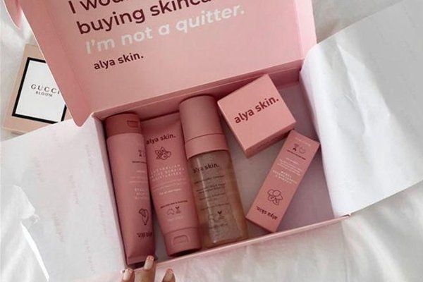 ![How packaging influences purchasing, impact on consumer choices](https://jinlinpackaging.com/wp-content/uploads/2024/11/How-Does-Packaging-Influence-Purchasing.jpg "Packaging Influence on Purchases")
