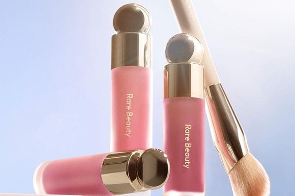 Choosing custom lip gloss packaging for brand