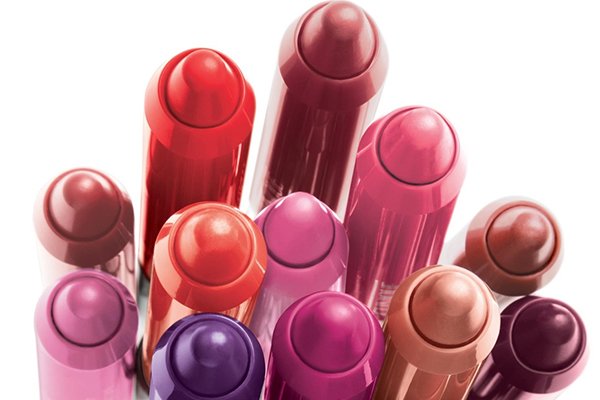 ![Disposing old lipstick, eco-friendly methods](https://jinlinpackaging.com/wp-content/uploads/2024/11/How-to-Dispose-of-Old-Lipstick.jpg "Disposing lipstick, sustainable ways")