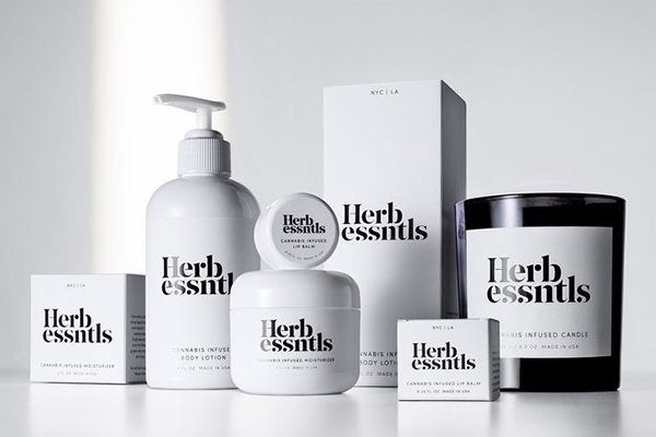 Main Uses of Customized Cosmetic Packaging, packaging, custom design, beauty products