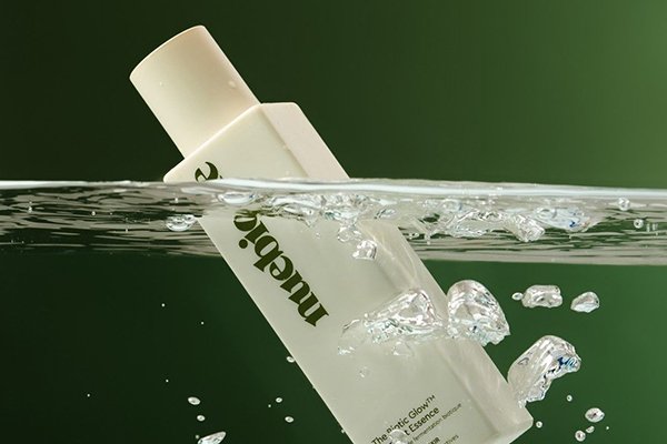 ![PLA Plastic Offers Versatility in Cosmetic Packaging, image showcasing versatile PLA packaging](https://jinlinpackaging.com/wp-content/uploads/2024/11/PLA-Plastic-Offers-Versatility-in-Cosmetic-Packaging.jpg "Versatile PLA Cosmetic Packaging")