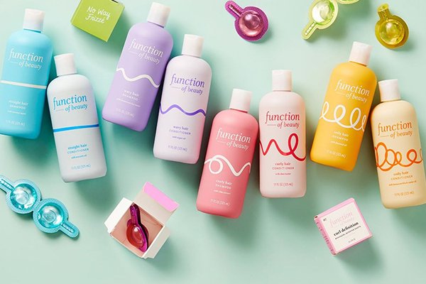 ![Personalization in makeup packaging](https://jinlinpackaging.com/wp-content/uploads/2024/11/Personalization-and-Customization-in-Makeup-Packaging.jpg "Custom packaging")