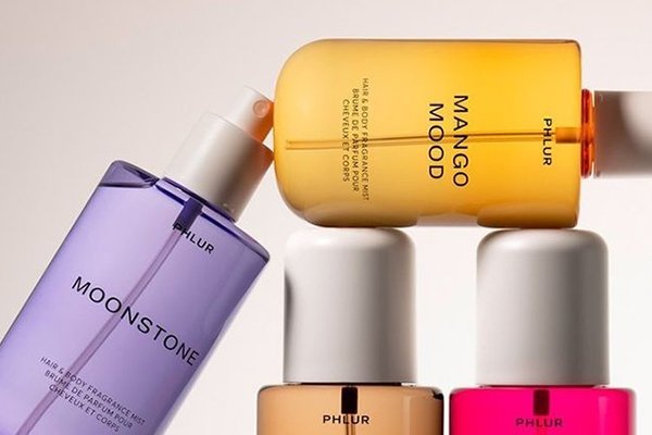 ![Sustainability in cosmetic packaging](https://jinlinpackaging.com/wp-content/uploads/2024/11/Sustainability-in-Cosmetic-Packaging-What-to-Look-For.jpg "Sustainable Cosmetic Packaging")