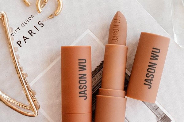 ![Common materials used for lipstick tubes](https://jinlinpackaging.com/wp-content/uploads/2024/11/What-Are-the-Common-Materials-Used-for-Lipstick-Tubes.jpg "Lipstick tube materials")