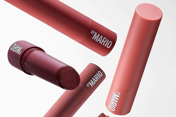 Lipstick tubes, essential features