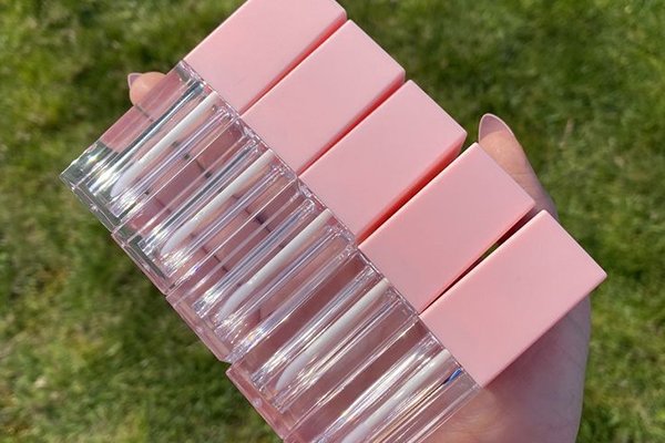 ![Features and Advantages of AS Material](https://jinlinpackaging.com/wp-content/uploads/2024/11/What-Are-the-Features-and-Advantages-of-AS-Material.jpg "AS Material, Features and Benefits")