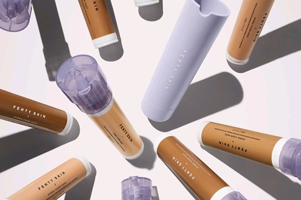 ![Regional influences on cosmetic packaging, diverse global trends](https://jinlinpackaging.com/wp-content/uploads/2024/11/What-Are-the-Regional-Influences-on-Cosmetic-Packaging-in-2024.jpg "Regional packaging trends")