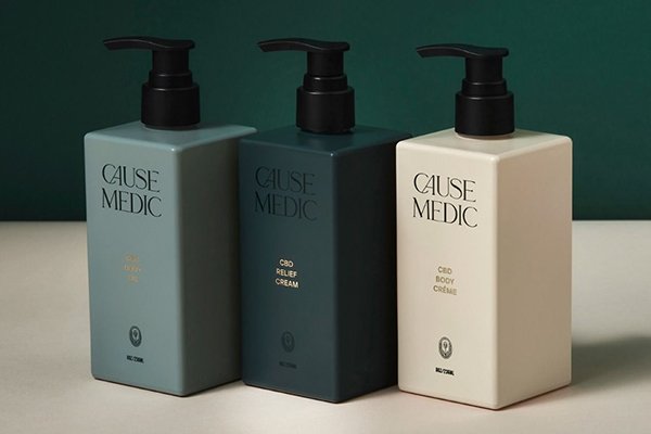 ![PETG used in cosmetic packaging, clear plastic container with cosmetics](https://jinlinpackaging.com/wp-content/uploads/2024/11/What-is-PETG-and-Why-is-It-Used-in-Cosmetic-Packaging.jpg "PETG in cosmetic packaging")