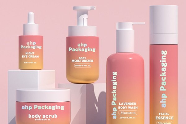 ![What is UV Coating, UV coating explained](https://jinlinpackaging.com/wp-content/uploads/2024/11/What-is-UV-Coating.jpg "UV Coating")