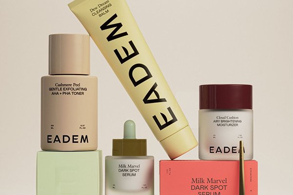 ![Finding high-quality skincare packaging suppliers](https://jinlinpackaging.com/wp-content/uploads/2024/11/Where-to-Find-High-Quality-Skincare-Packaging-Suppliers.jpg "Skincare packaging suppliers")