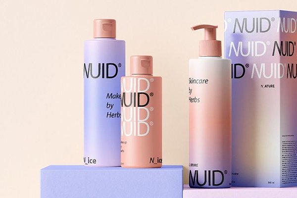 ![Durability comparison for cosmetic packaging, 3D vs water transfer printing](https://jinlinpackaging.com/wp-content/uploads/2024/11/Which-One-is-More-Durable-for-Cosmetic-Packaging.jpg "Durability of Printing for Cosmetics")