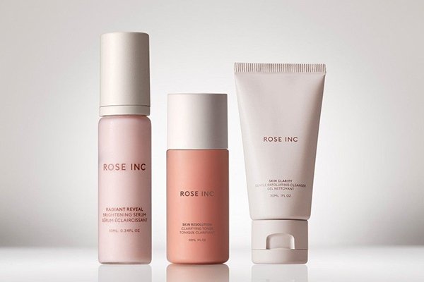 ![PET containers, preferred for cosmetics packaging](https://jinlinpackaging.com/wp-content/uploads/2024/11/Why-Are-PET-Containers-Preferred-by-Cosmetic-Packaging-Companies.jpg "PET containers in cosmetics")