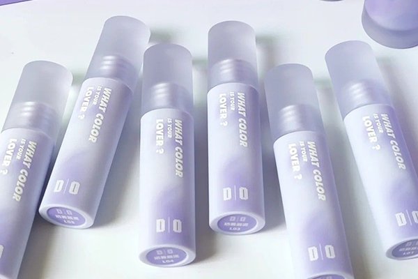![Why import skincare packaging from China](https://jinlinpackaging.com/wp-content/uploads/2024/11/Why-Import-Skincare-and-Cosmetics-Packaging-from-China.jpg "Skincare packaging")