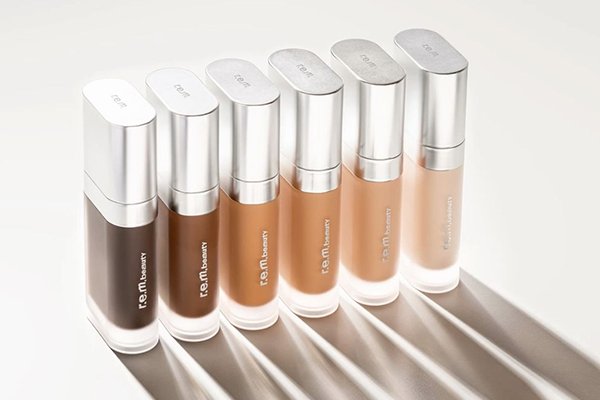 ![Sustainable packaging for beauty products](https://jinlinpackaging.com/wp-content/uploads/2024/11/Why-Is-Sustainable-Packaging-Revolutionizing-Beauty-Product-Packaging.jpg "Sustainable packaging revolutionizing beauty")