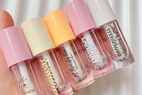 ![Lip gloss tubes, essential for branding](https://jinlinpackaging.com/wp-content/uploads/2024/11/Why-Lip-Gloss-Tubes-Matter-for-Your-Brand.jpg "Lip Gloss Branding")