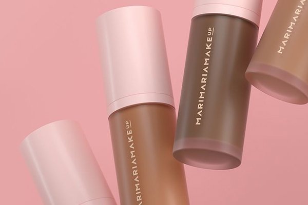 ![How plastic injection molding supports sustainable cosmetic packaging, focusing on eco-friendly processes](https://jinlinpackaging.com/wp-content/uploads/2024/12/How-Plastic-Injection-Molding-Supports-Sustainable-Cosmetic-Packaging.jpg "Sustainable molding")