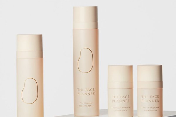 ![Trends in skincare packaging, innovative skincare packaging trends for the future](https://jinlinpackaging.com/wp-content/uploads/2024/12/What-Are-the-Trends-in-Skincare-Packaging-for-the-Future.jpg "future skincare packaging trends")