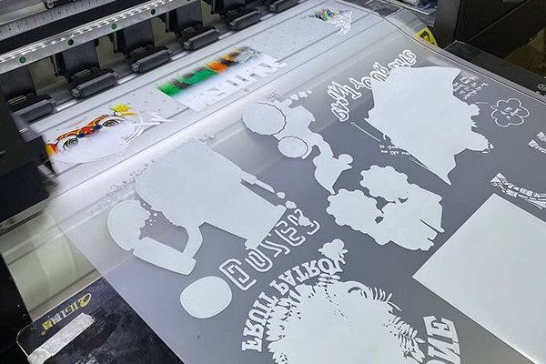 Digital printing process explained, showing how it works to produce high-quality prints efficiently