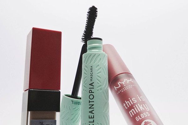 ![Eye-catching mascara tube design, stylish and unique packaging](https://jinlinpackaging.com/wp-content/uploads/2025/03/How-to-Design-an-Eye-Catching-Mascara-Tube.jpg "Mascara Tube Design")  