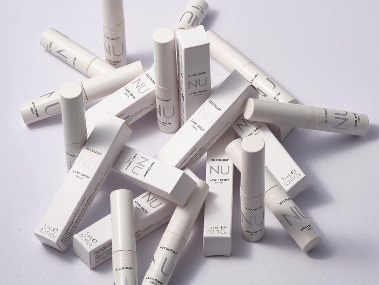 ![Latest Trends in Mascara Packaging](https://jinlinpackaging.com/wp-content/uploads/2025/03/What-Are-the-Latest-Trends-in-Mascara-Packaging-1.jpg "Mascara Packaging Trends")