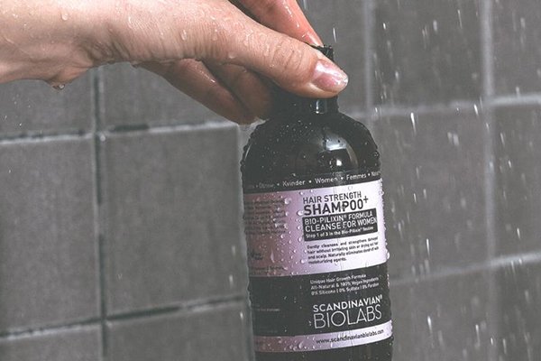 ![Discarded shampoo bottles in a landfill, emphasizing waste and pollution](https://jinlinpackaging.com/wp-content/uploads/2025/03/What-is-the-disadvantage-of-shampoo-bottles.jpg "Shampoo Bottles Disadvantage")  
