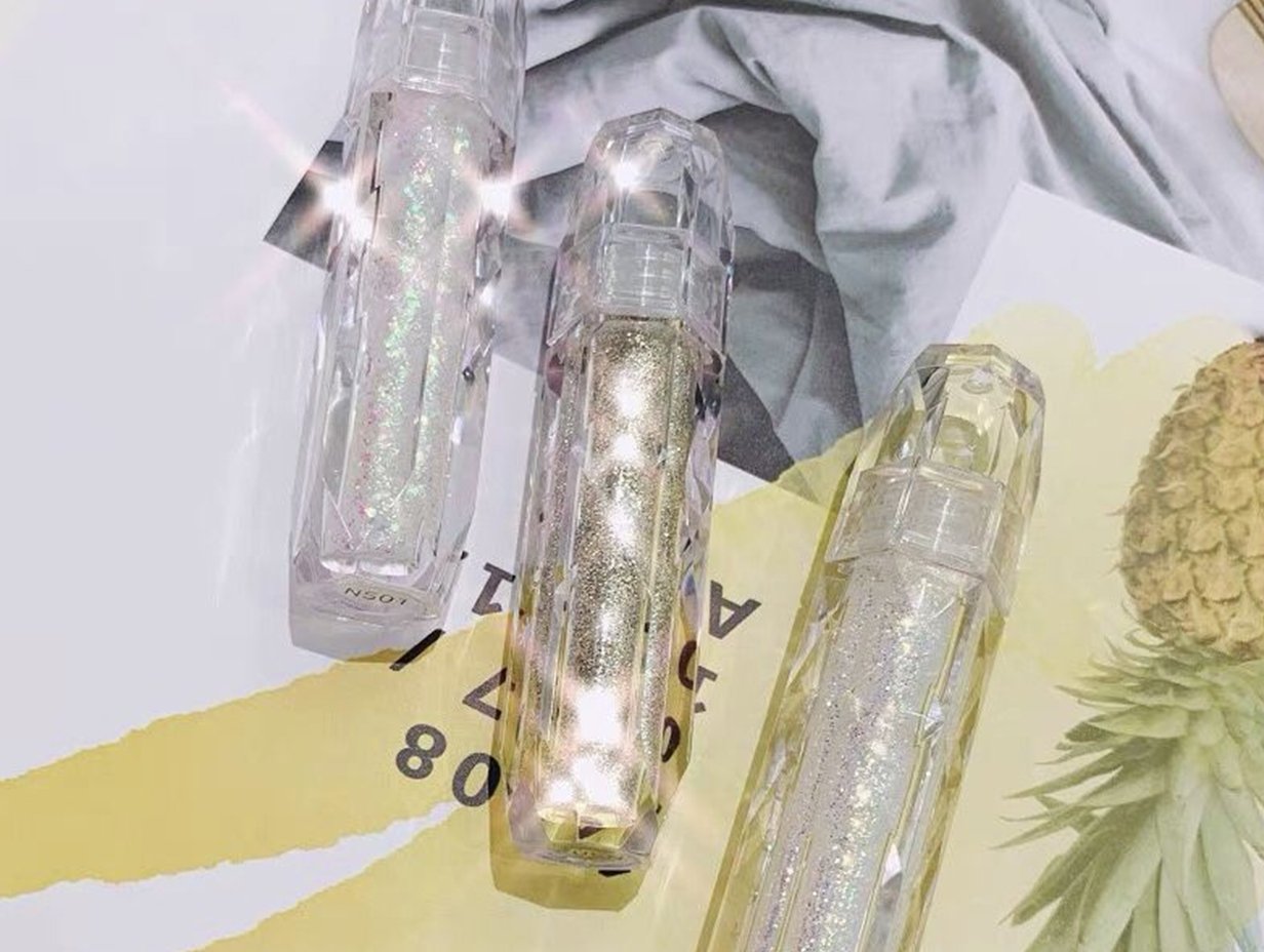 ![Decorative Finishes: Impact on Product Perception & Function](https://jinlinpackaging.com/wp-content/uploads/2025/04/How-Do-Decorative-Finishes-Impact-Product-Perception-and-Functionality.jpg "Finishes Impact Perception Function")
