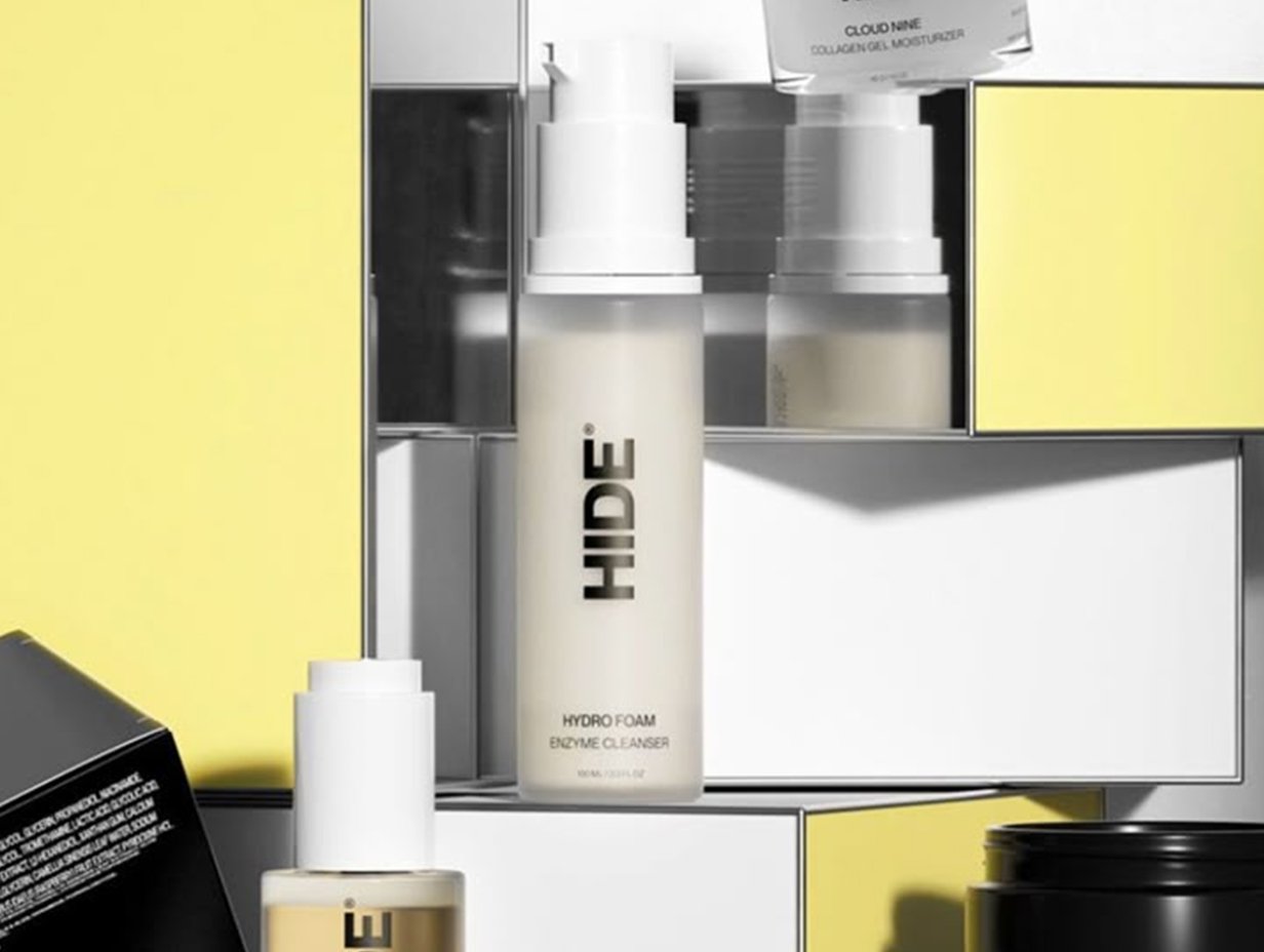 ![Eco-conscious cosmetic packaging with recyclable materials and modern design](https://jinlinpackaging.com/wp-content/uploads/2025/04/What-Are-the-Issues-with-Cosmetic-Packaging.jpg "Sustainable Beauty Packaging by Jinlin")